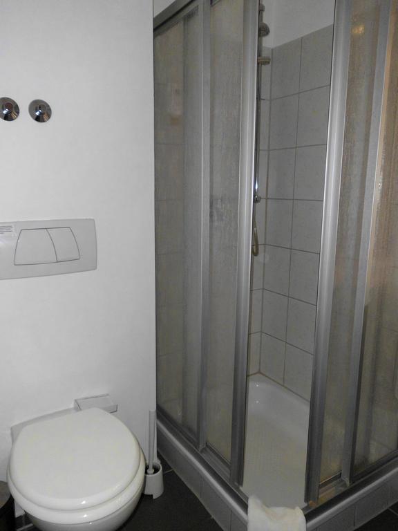 Hotel Montana Lauenau Eksteriør bilde