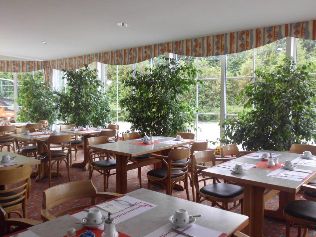 Hotel Montana Lauenau Eksteriør bilde