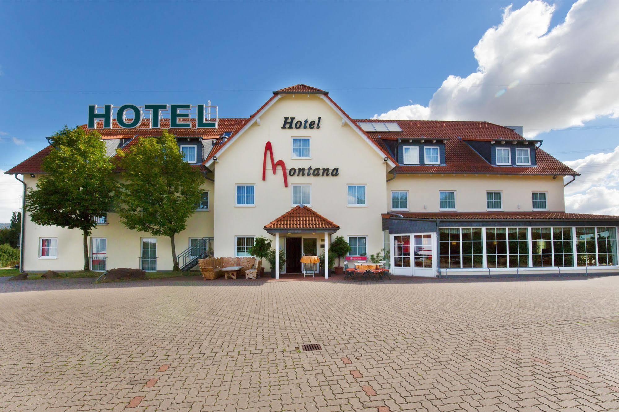 Hotel Montana Lauenau Eksteriør bilde